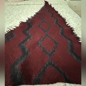 Wilfred Triangle Scarf